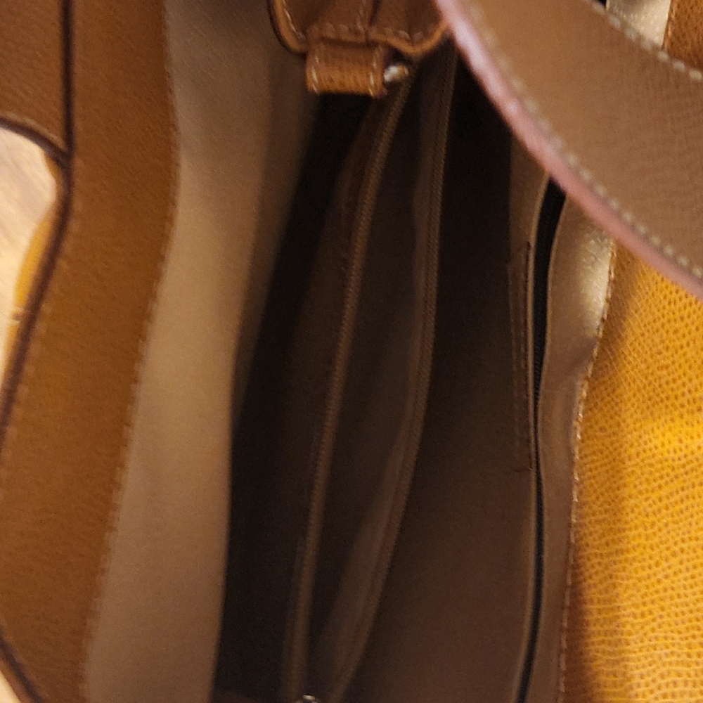 Purse - Picture 5 of 6